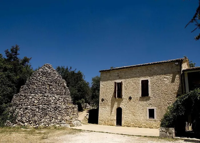 Фермерский дом Agriturismo Tholos