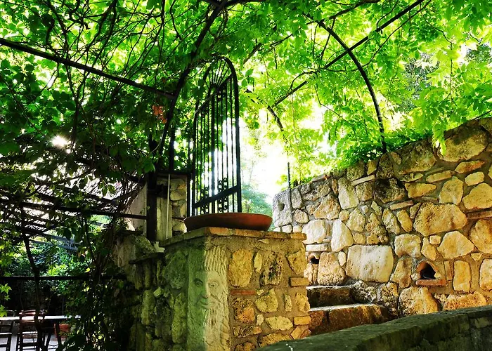 Agriturismo Tholos Фермерский дом