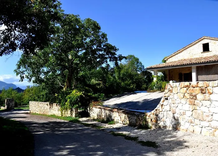 Agriturismo Tholos Фермерский дом